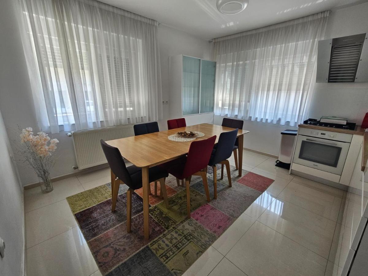 Comfort Apartments Remiza Zagabria Esterno foto